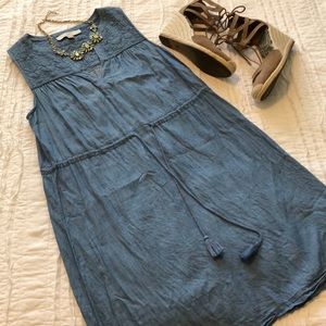 Chambray LOFT sundress ✨